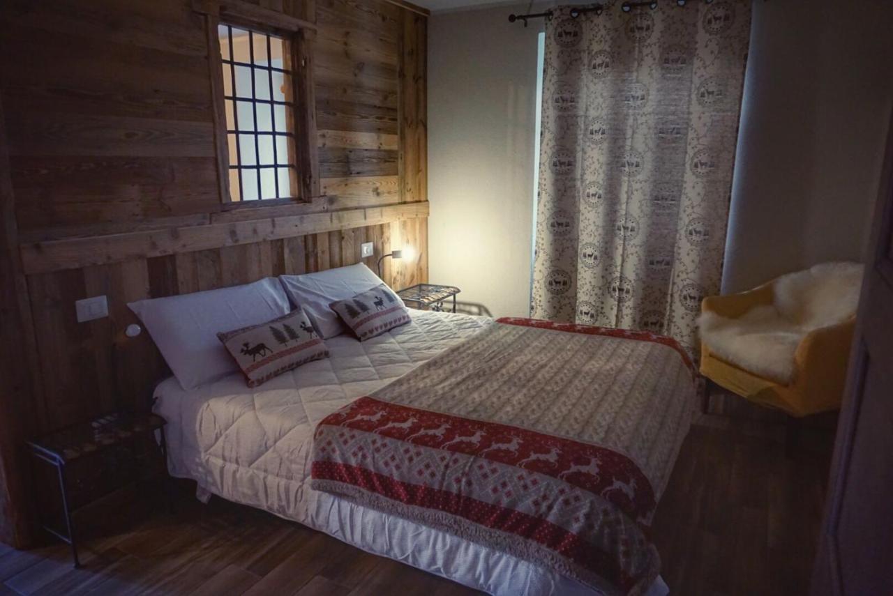 Apartamento Lo Baou Gignod Exterior foto